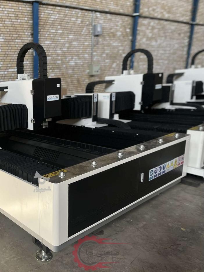 دستگاه فایبر لیزر برش