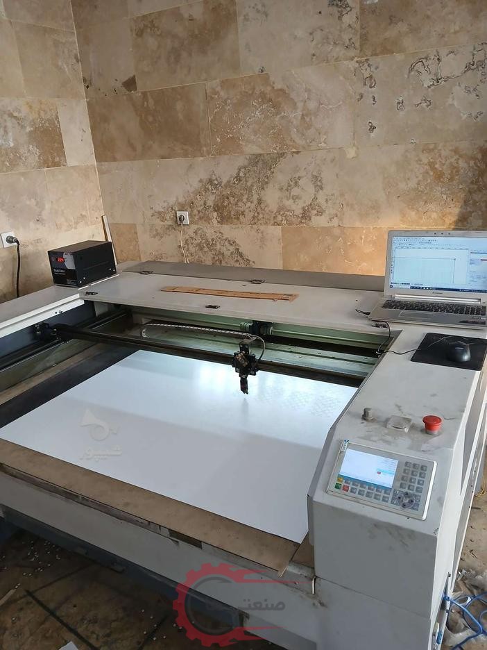 دستگاه برش لیزر غیر فلزات