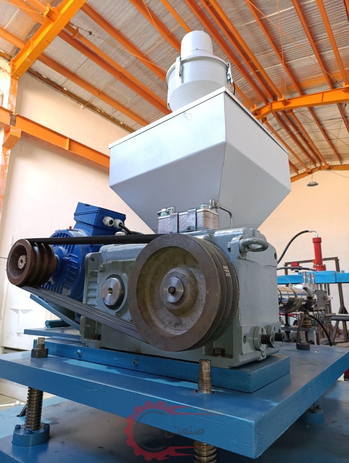 دستگاه تزریق بادی