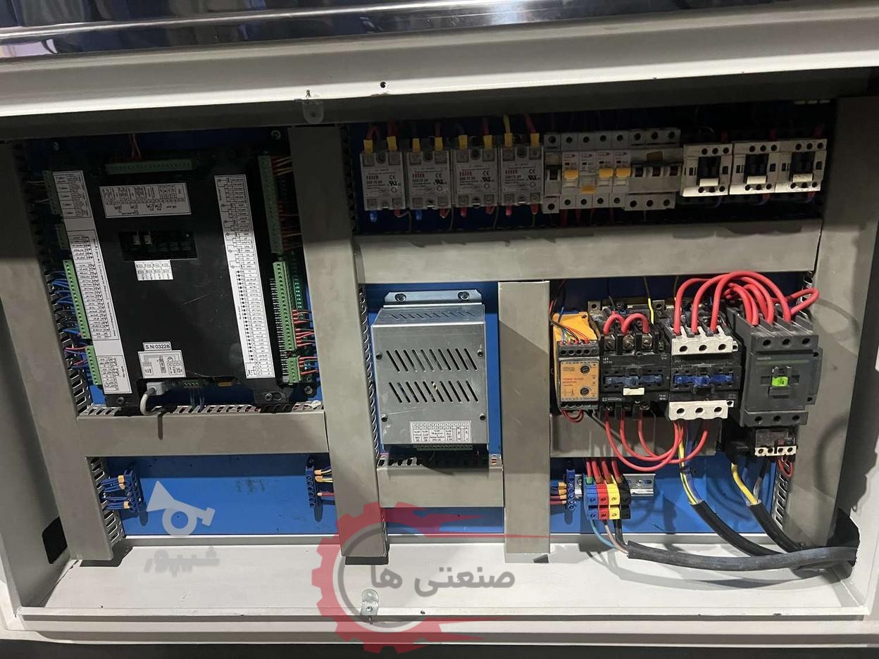 فروش دستگاه تزریق پلاستیک 400 تن ایرانی