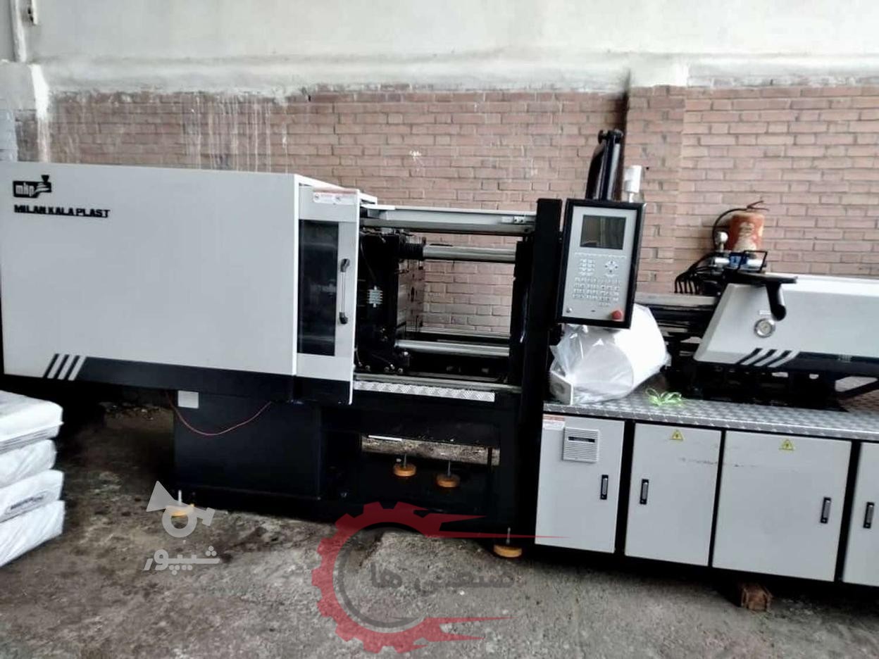 دستگاه تزریق پلاستیک 150 تن میلان کلا پلاستیک