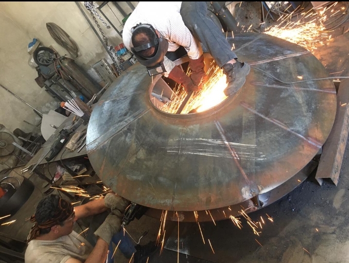 تعمیر و ساخت و نصب انواع هواکش صنعتی